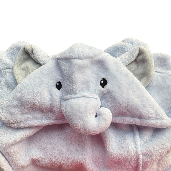 Bay gown for babies essential size:0-9 months - Picture 10 of 11